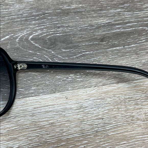 Ray-Ban Black Frame Sunglasses with Gradient Gray Lenses main image 7